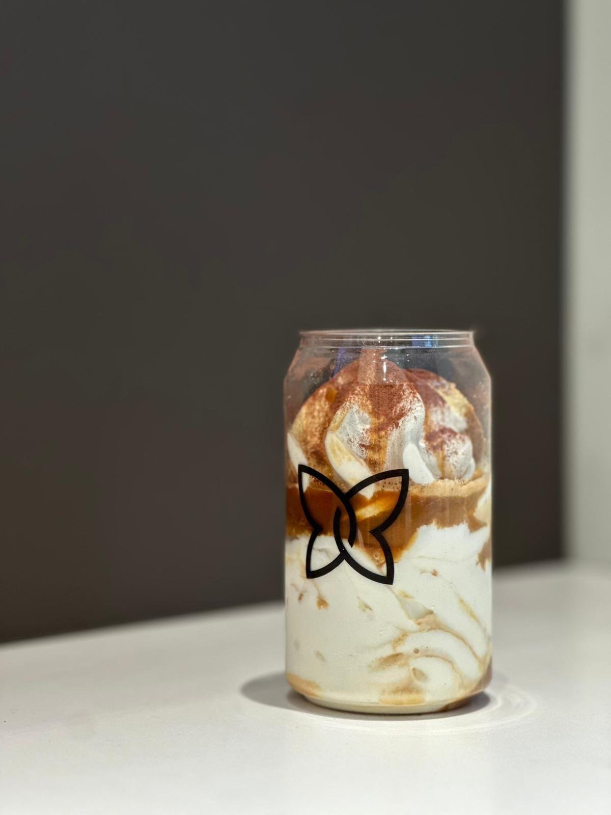 Tiramisu glacé artisanal à Paris : L'art de réinventer l'icône italienne