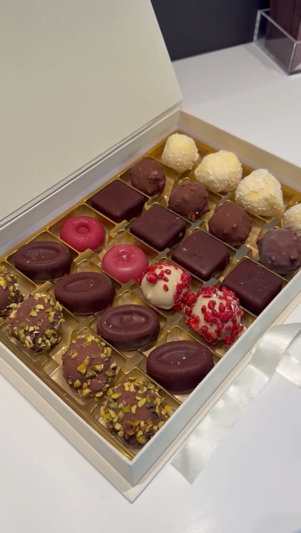 Coffret de 24 bouchées glacées artisanales ANGIOLO